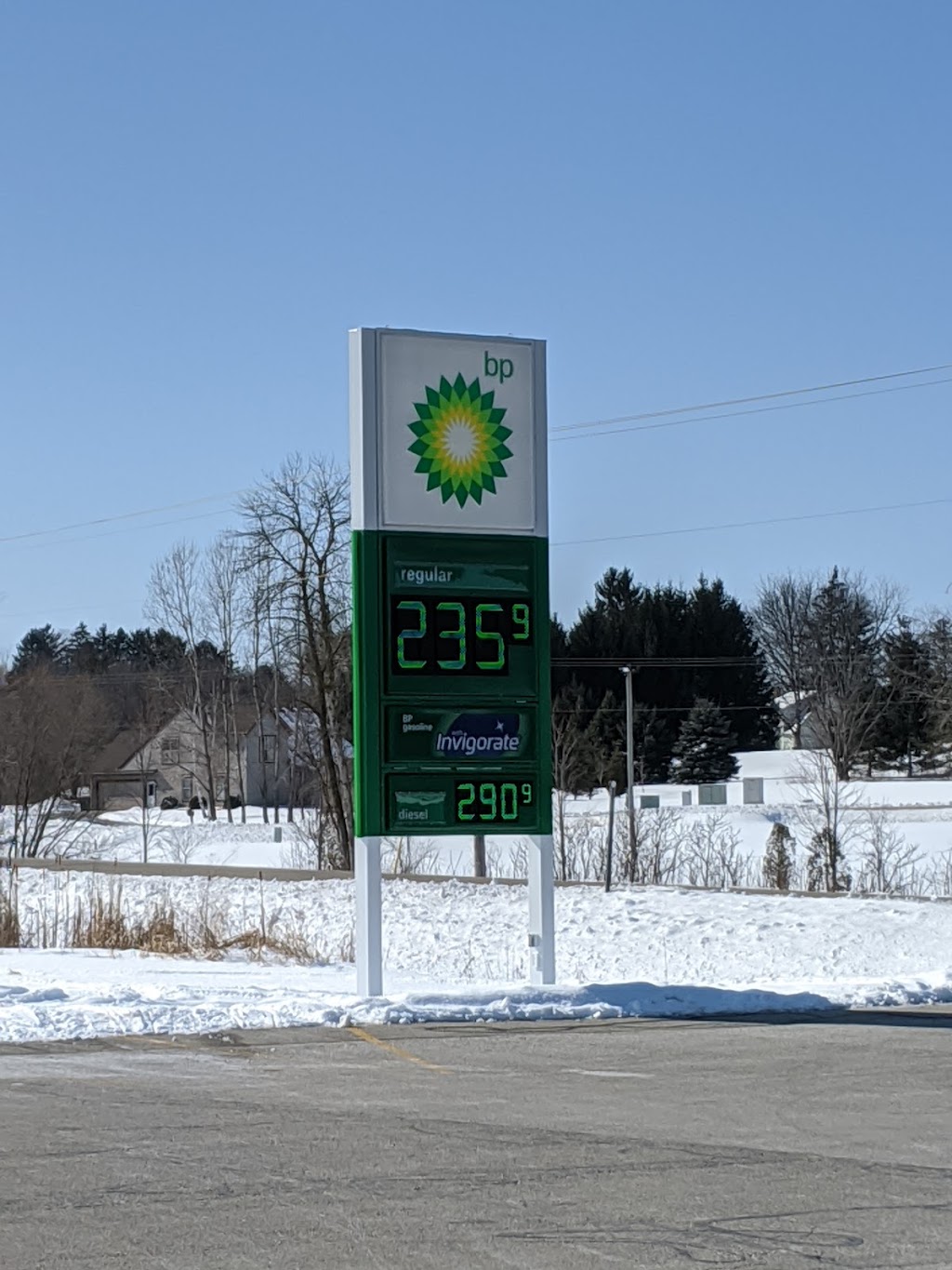 bp | 9294 State Hwy 144, Kewaskum, WI 53040, USA | Phone: (262) 692-2772