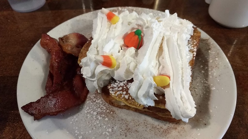 The Breakfast Barn Diner | 154 Main St W, Port Colborne, ON L3K 3V2, Canada | Phone: (905) 834-4507