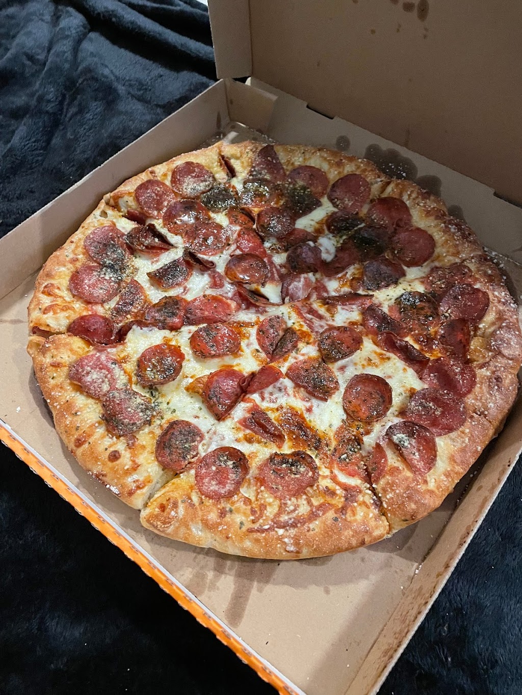 Little Caesars Pizza | 18111 Q St SUITE 101, Omaha, NE 68135, USA | Phone: (402) 991-0797