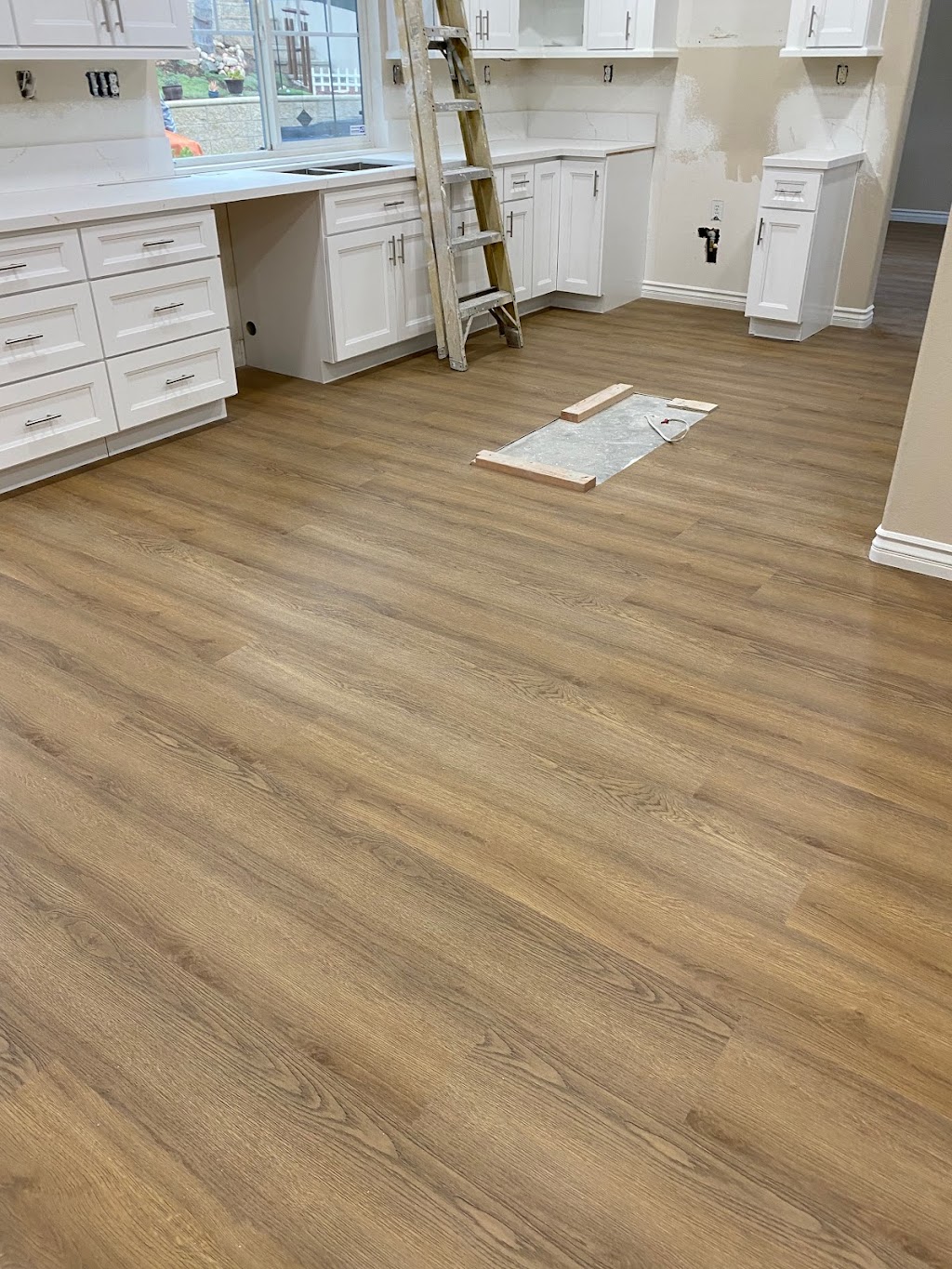 JB Flooring | 214 Foothill Blvd, Rialto, CA 92376, USA | Phone: (909) 231-2376