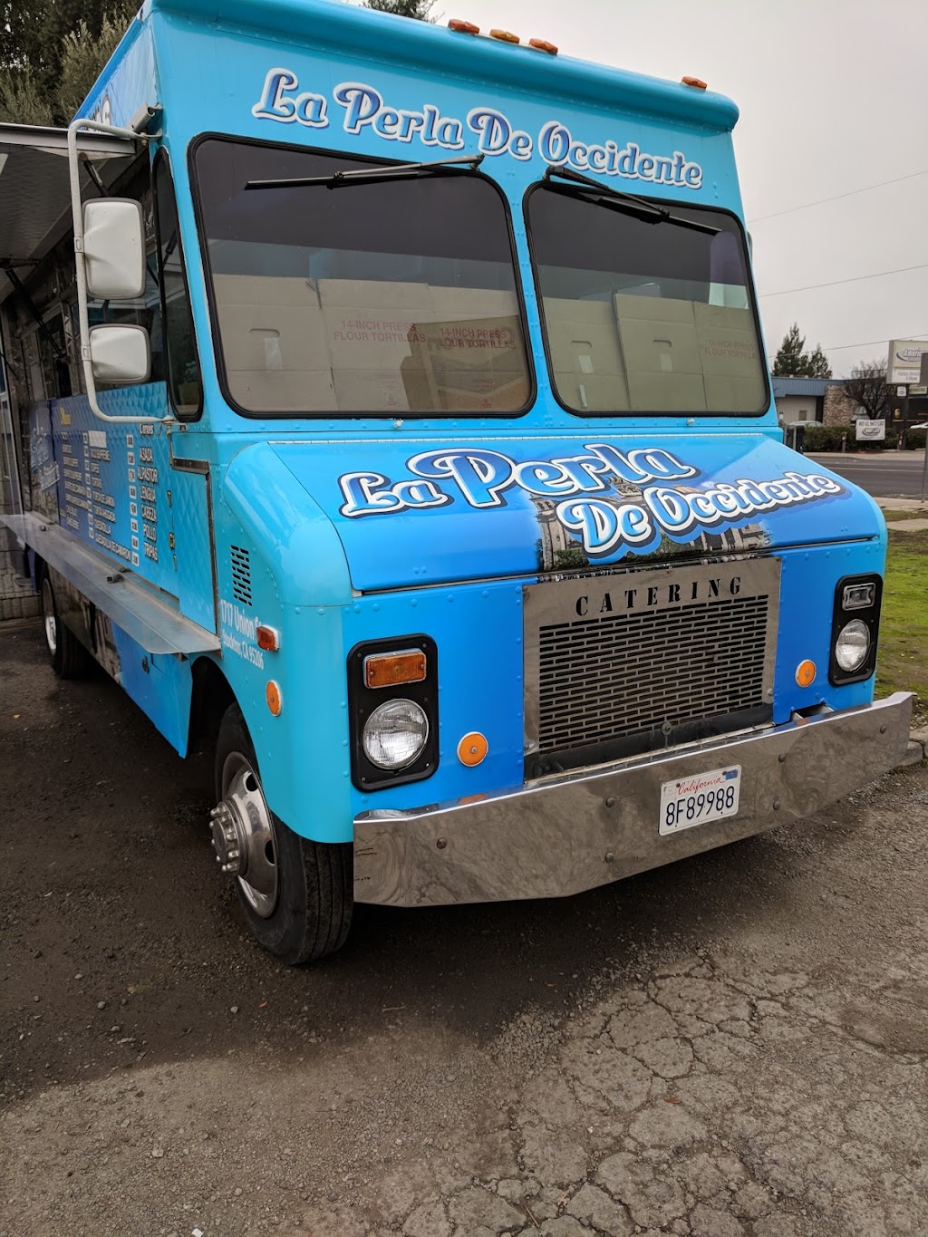 La Perla de Occidente - Taco Truck | 1200-1298 E Bianchi Rd, Stockton, CA 95210, USA | Phone: (510) 689-3653