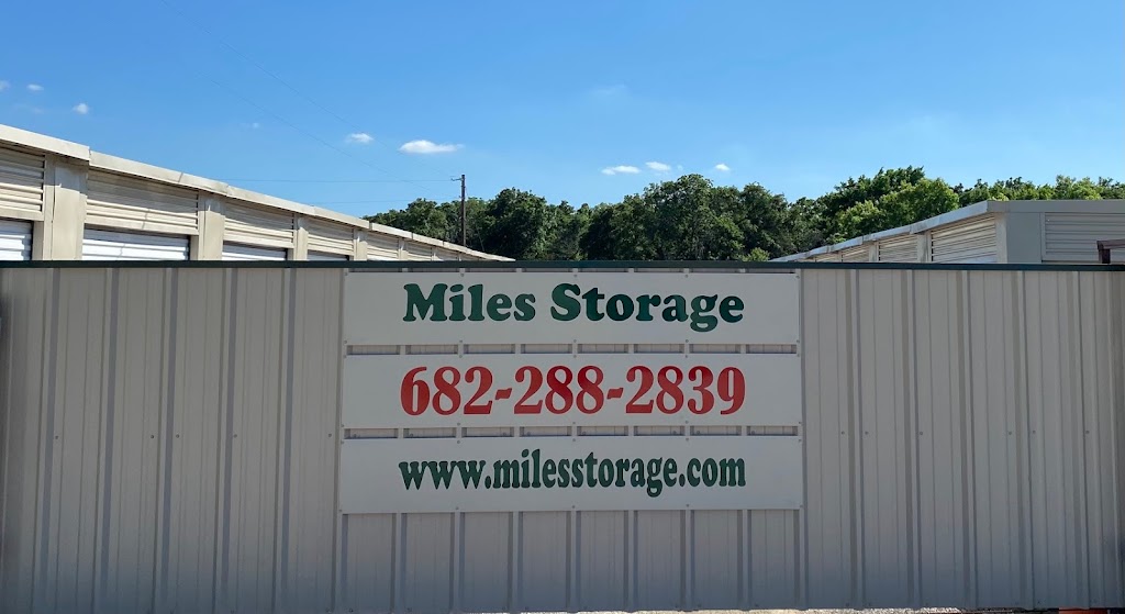 Miles Storage | 2022 E Hwy 199, Springtown, TX 76082, USA | Phone: (682) 288-2839