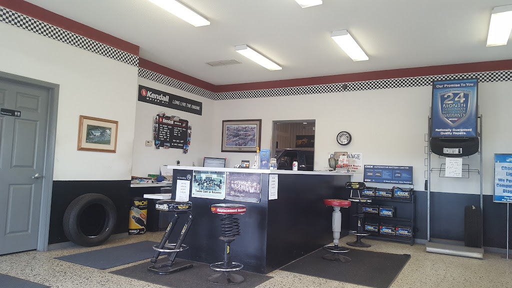 TIRE WAREHOUSE AND SERVICE INC. | 24336 Greenway Ave N, Forest Lake, MN 55025, USA | Phone: (651) 464-8341