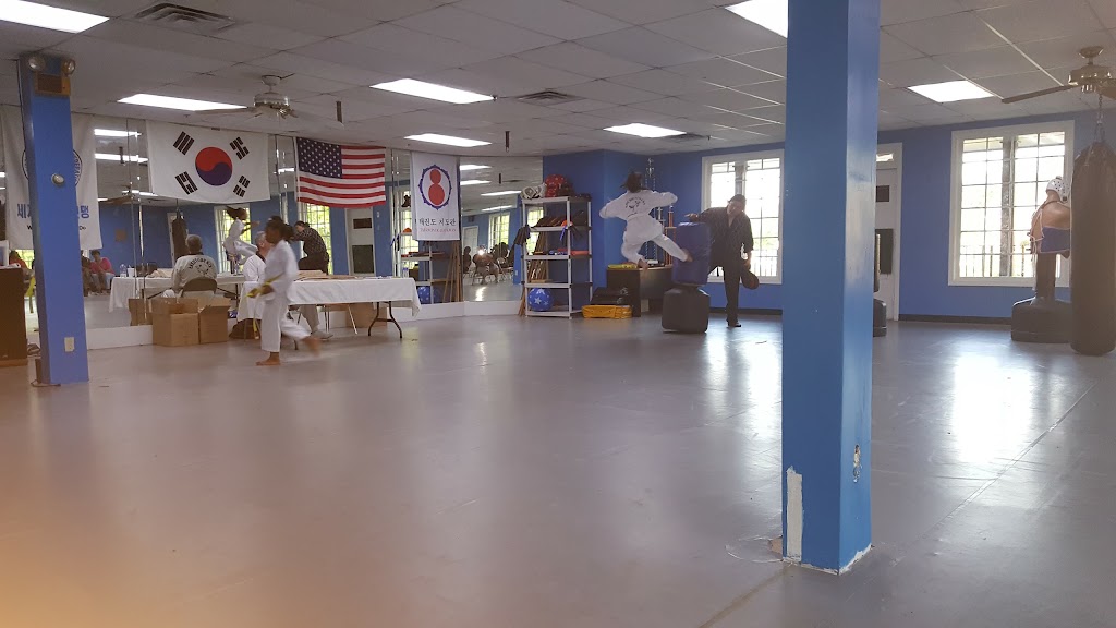 Kim Brothers Tae Kwon Do | 5895 Memorial Dr Suite A, Stone Mountain, GA 30083, USA | Phone: (404) 296-5555