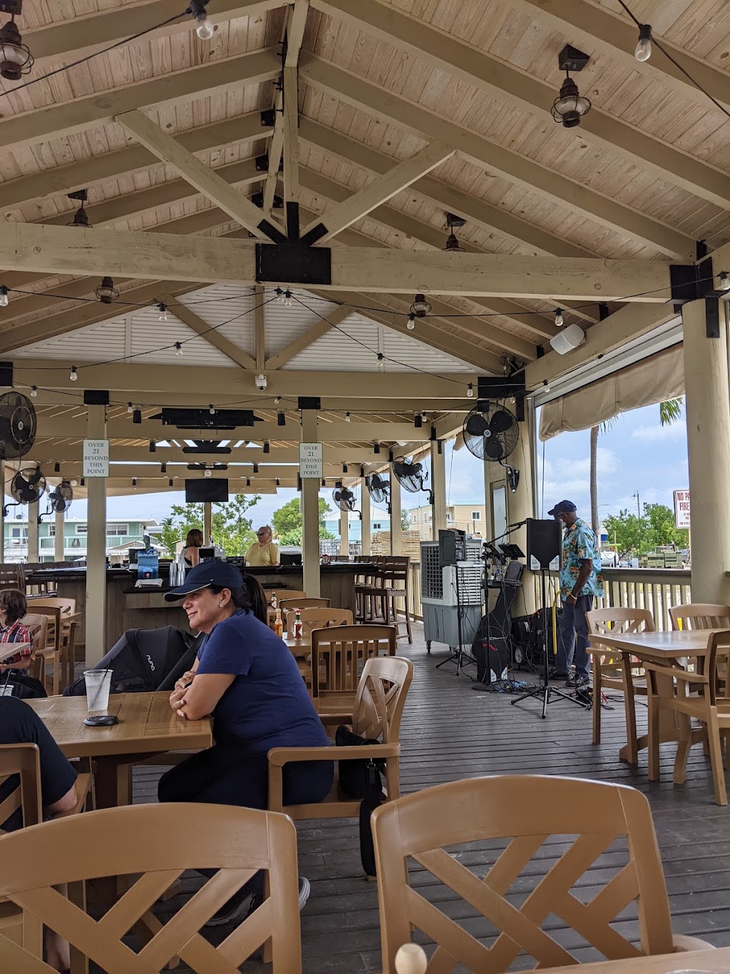 Key Largo Fisheries Backyard Cafe | 1313 Ocean Bay Dr Suite A, Key Largo, FL 33037, USA | Phone: (305) 451-3784