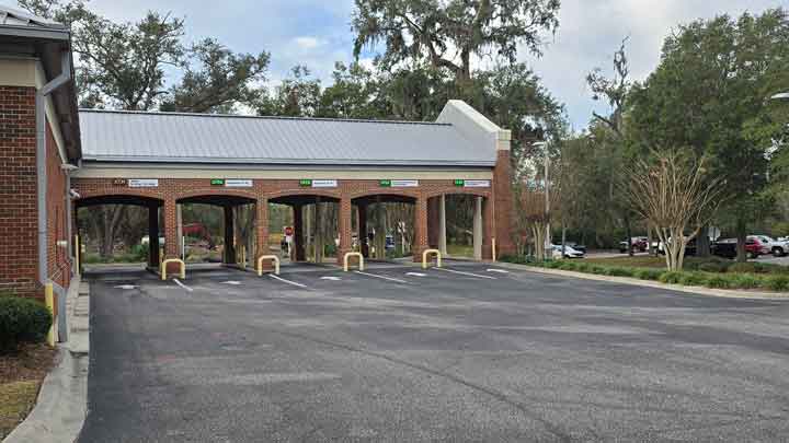 Capital City Bank | 7153 Broad St, Brooksville, FL 34601, USA | Phone: (352) 754-2500