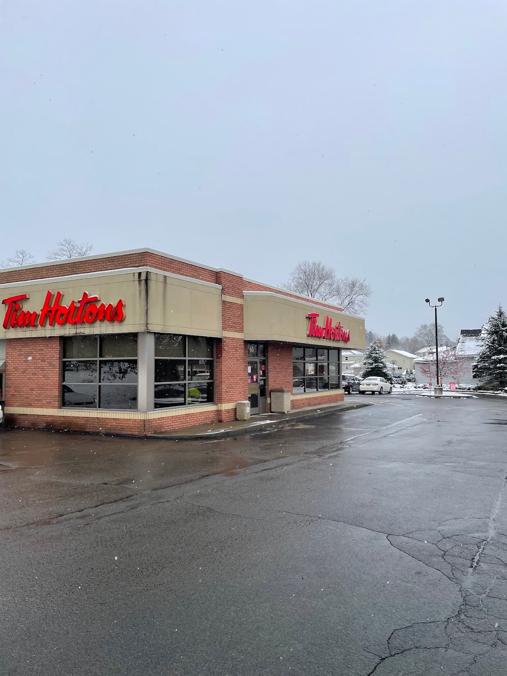 Tim Hortons | 65 Buffalo St, Gowanda, NY 14070 | Phone: (716) 532-3133