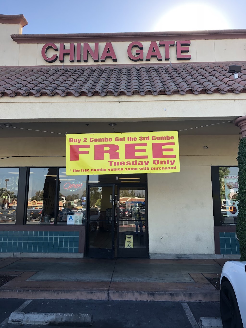 China Gate Restaurant | 4000 La Rica Ave C, Baldwin Park, CA 91706, USA | Phone: (626) 856-1628