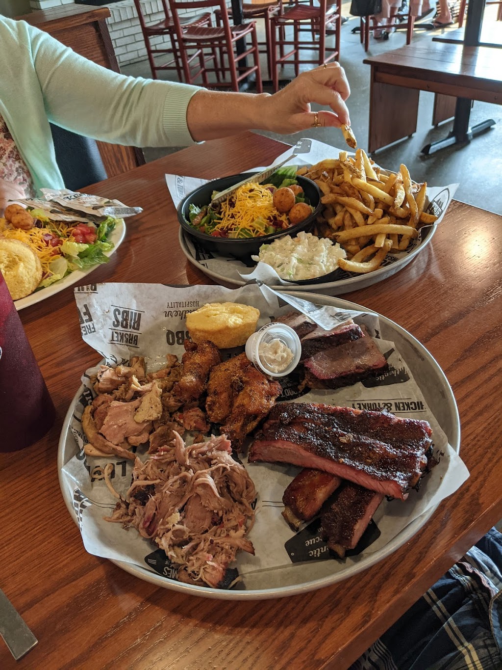 Old Carolina Barbecue Company - Orrville | 1330 N Main St, Orrville, OH 44667, USA | Phone: (330) 930-0300
