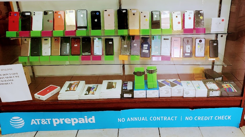 Cell world Phone Repair & Accessories | 1916 N Carroll Blvd, Denton, TX 76201, USA | Phone: (469) 213-9419