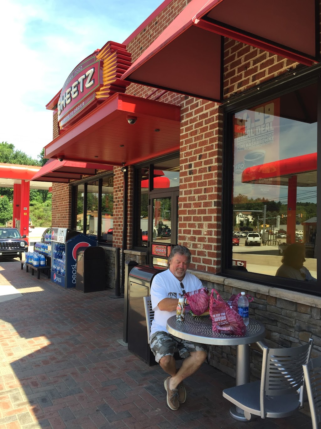 Sheetz | 8299 US-22, New Alexandria, PA 15670, USA | Phone: (724) 668-8618