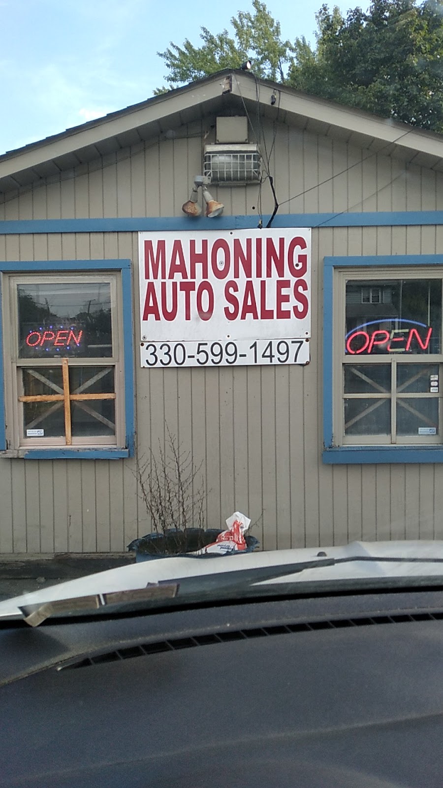 Mahoning Tire & Auto Service | 2305 Mahoning Ave, Youngstown, OH 44509, USA | Phone: (330) 793-2890