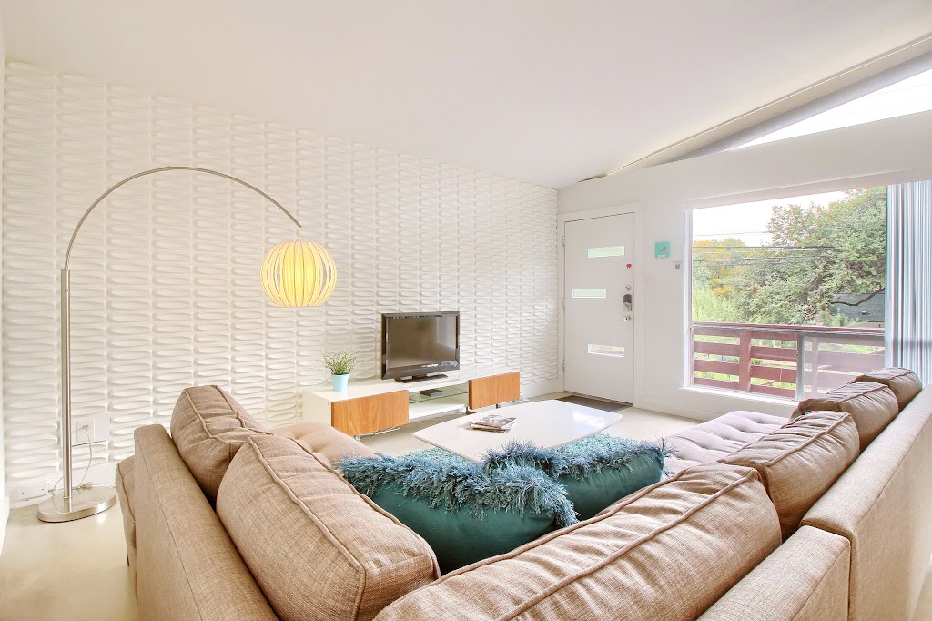 Soco Spaces Travis Heights Modern Green Door | 1101 B, Reagan Terrace Suite B, Austin, TX 78704, USA | Phone: (512) 348-8664