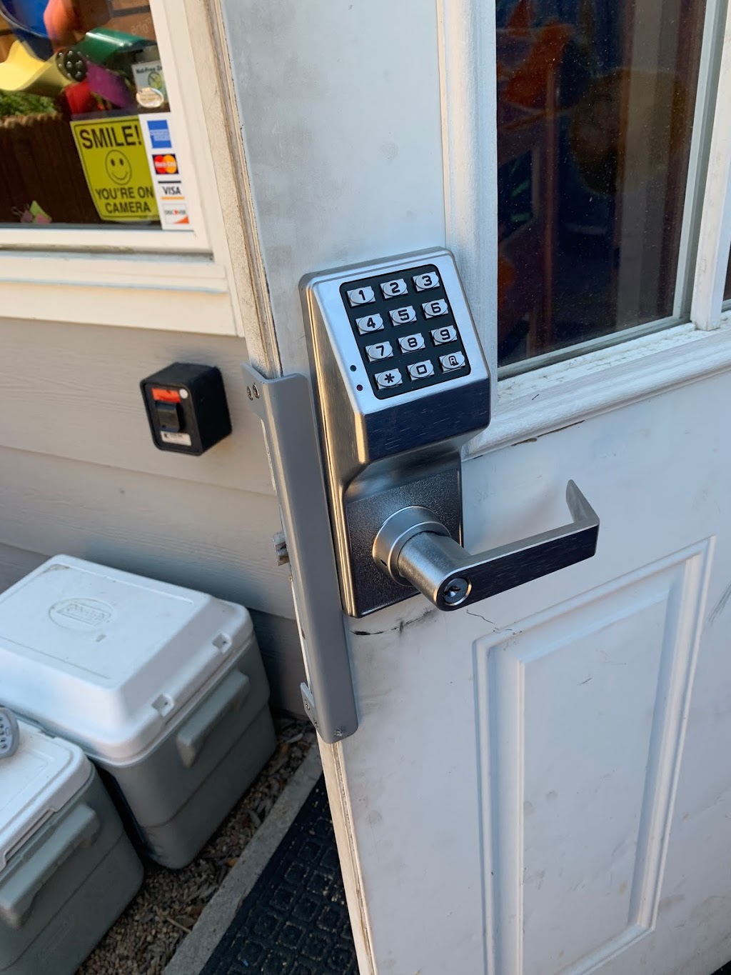 Denver Locksmith shop and mobile service | 2555 S Santa Fe Dr H-220, Denver, CO 80223, USA | Phone: (303) 900-5424