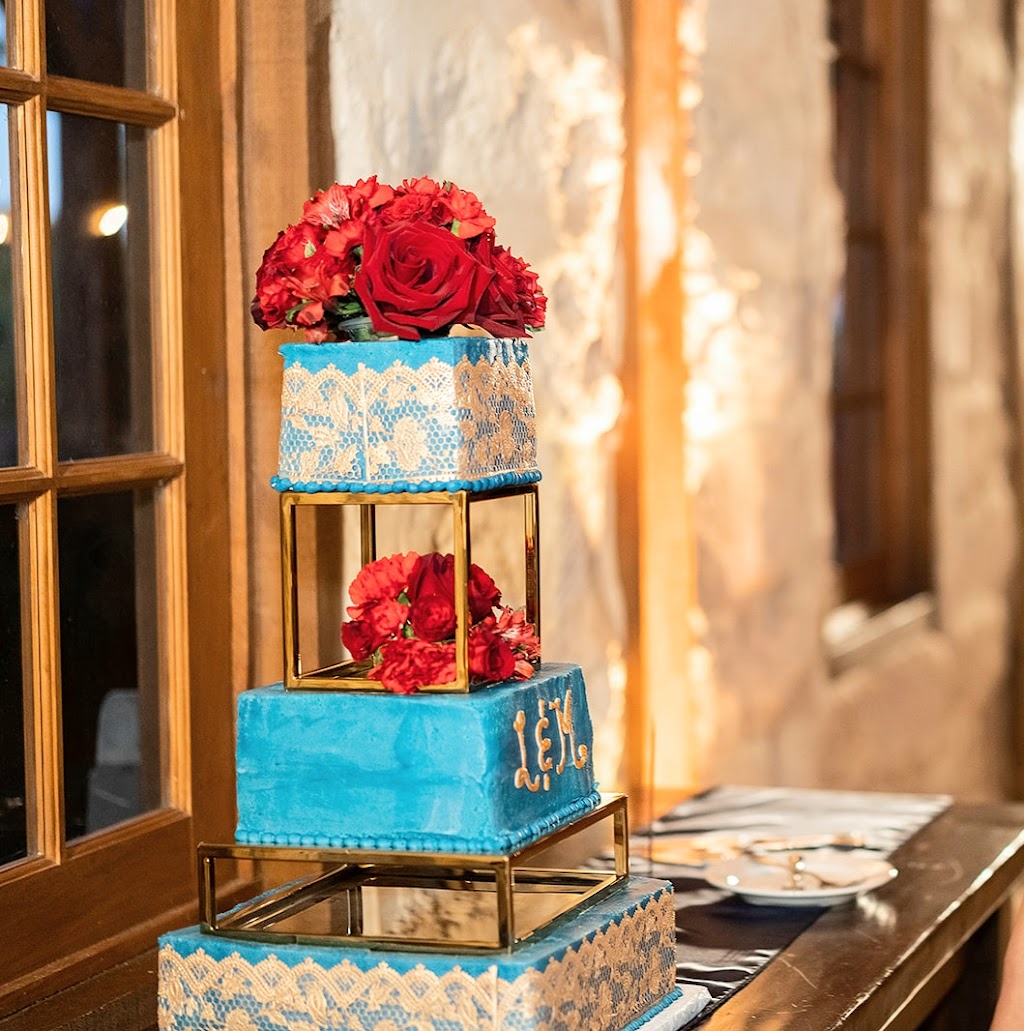 Kayla Knight Cakes | 10 Fairview Dr, Round Rock, TX 78665, USA | Phone: (512) 869-9807
