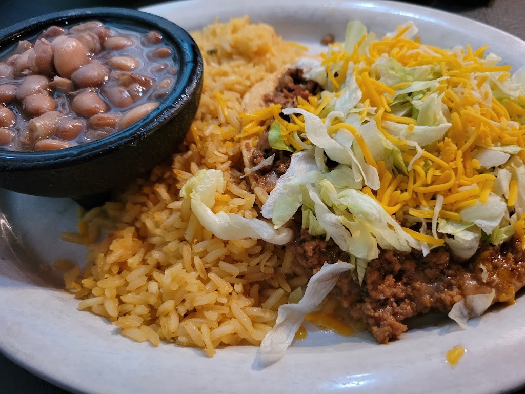 Chelinos Mexican Restaurant (Yukon, OK) | 1227 Garth Brooks Blvd, Yukon, OK 73099, USA | Phone: (405) 350-2006