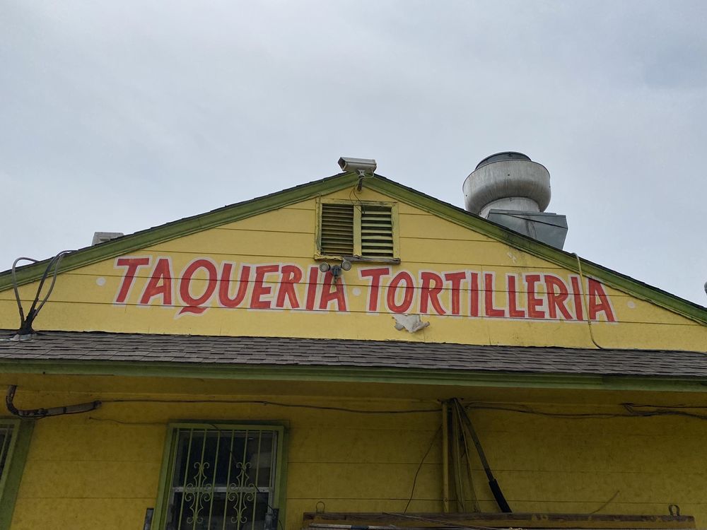 Tortilleria La Sabrocita | 201 Dallas Dr, Denton, TX 76205 | Phone: (940) 382-0452