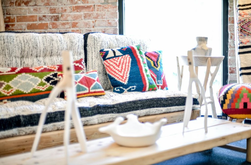 Maison of Hand | 456 S La Brea Ave, Los Angeles, CA 90036, USA | Phone: (213) 328-4005
