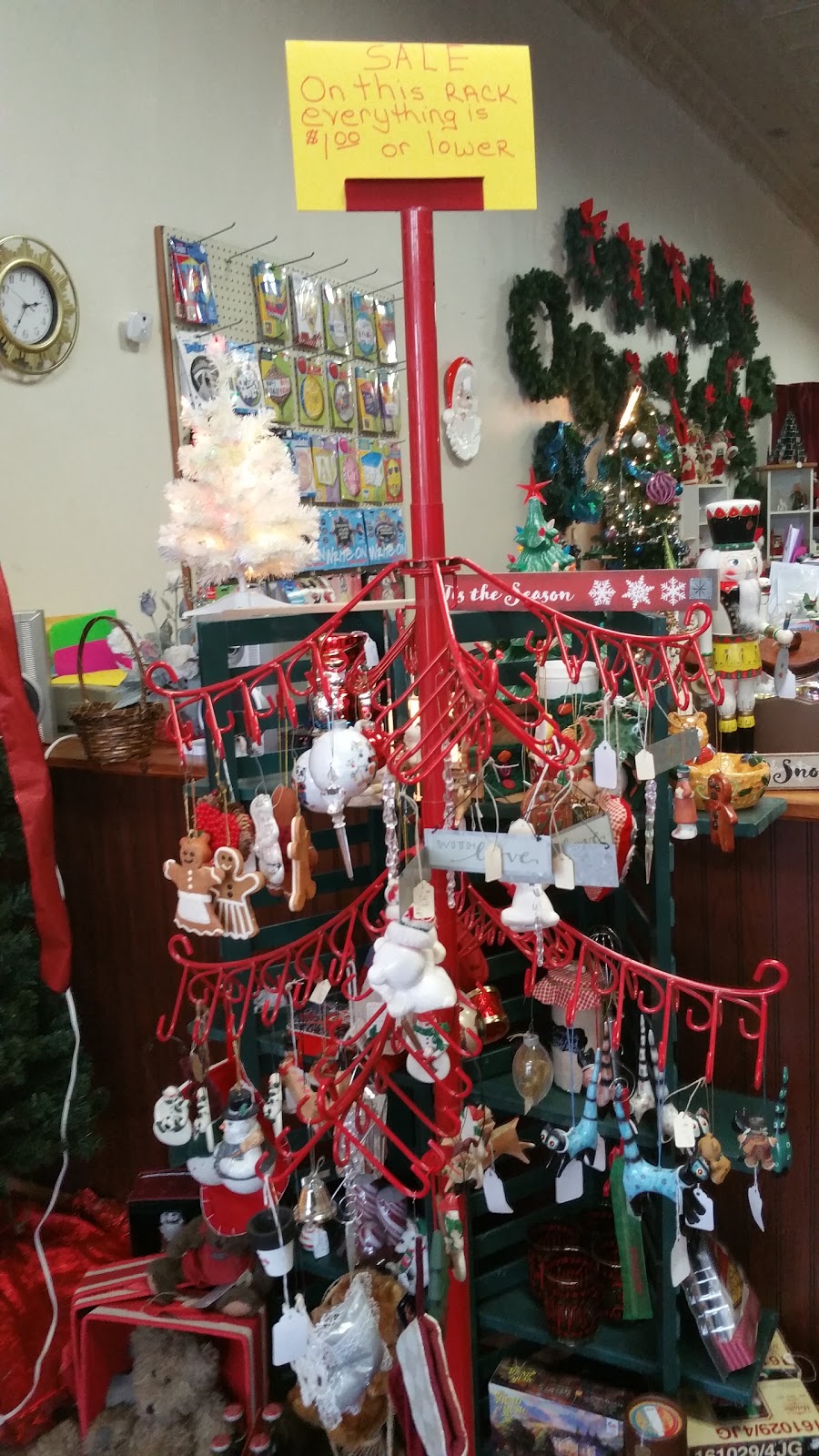 Christmas and More | 15 N London St, Mt Sterling, OH 43143 | Phone: (740) 506-3301