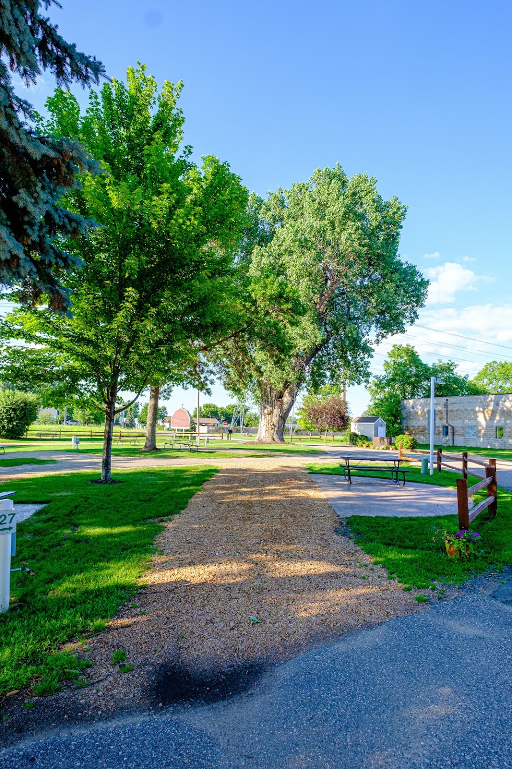 Town & Country RV Park and Campground | 12630 Boone Ave, Savage, MN 55378, USA | Phone: (952) 445-1756