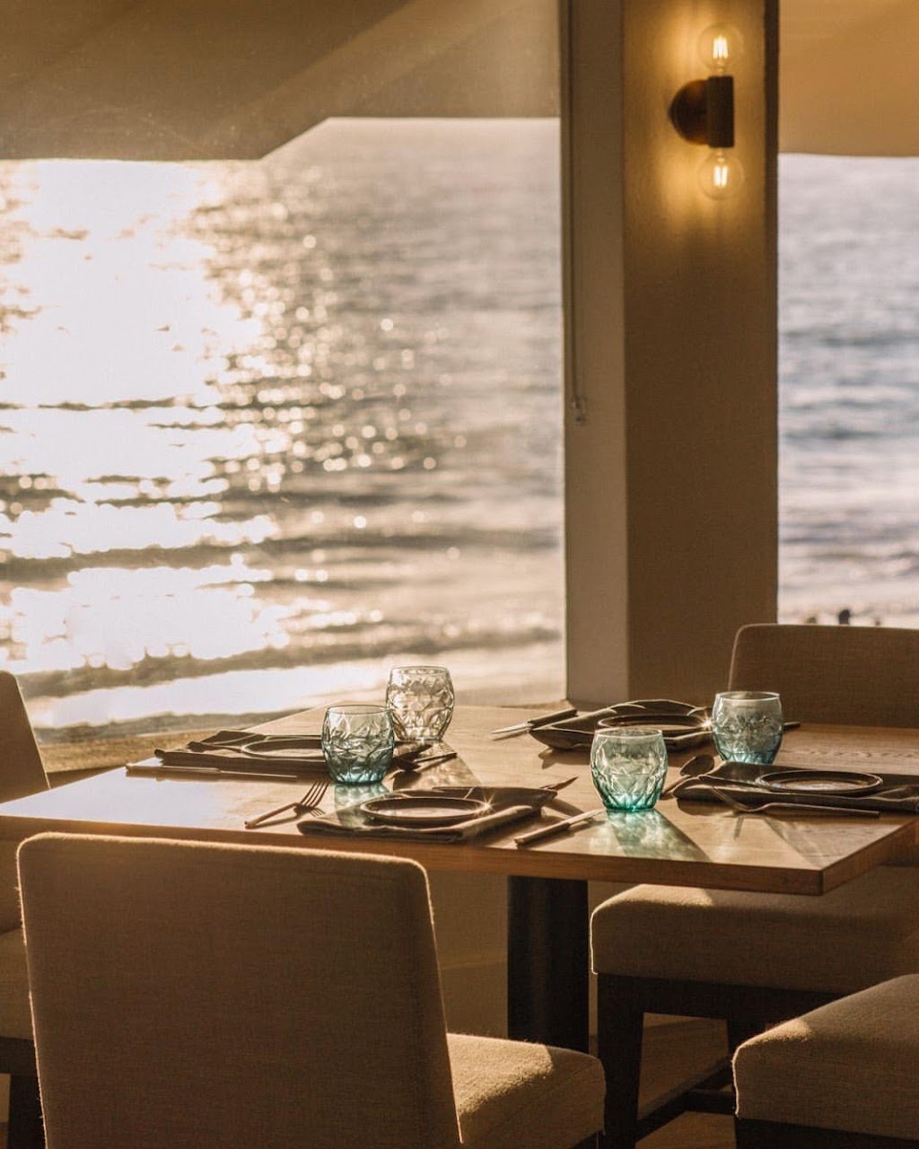 Hotel Laguna | 425 S Coast Hwy, Laguna Beach, CA 92651, USA | Phone: (949) 494-1151