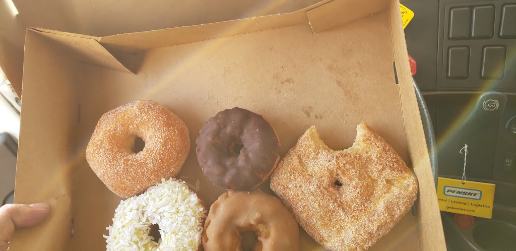 Go Nutz Donuts | 36068 Hidden Springs Rd # B, Wildomar, CA 92595, USA | Phone: (951) 445-1903