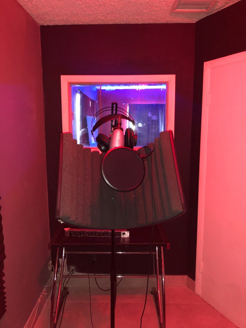 Area 51 Recording Studio | 6147 Washington St, Hollywood, FL 33023 | Phone: (954) 471-2567