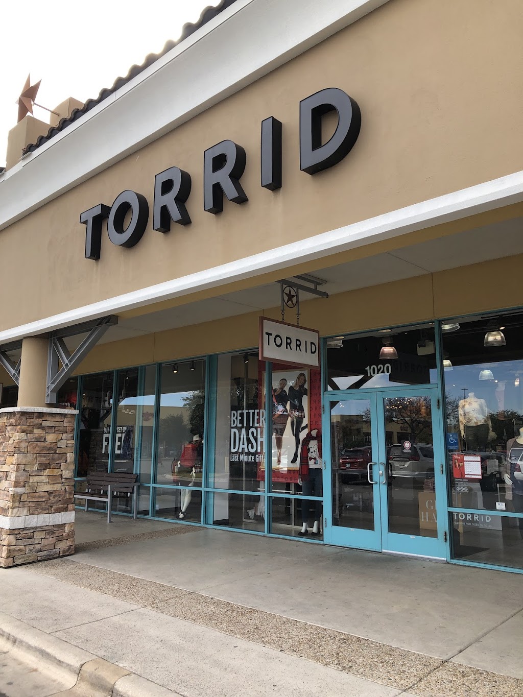 Torrid | 4015 I-35 Ste 1020, San Marcos, TX 78666, USA | Phone: (512) 392-1854