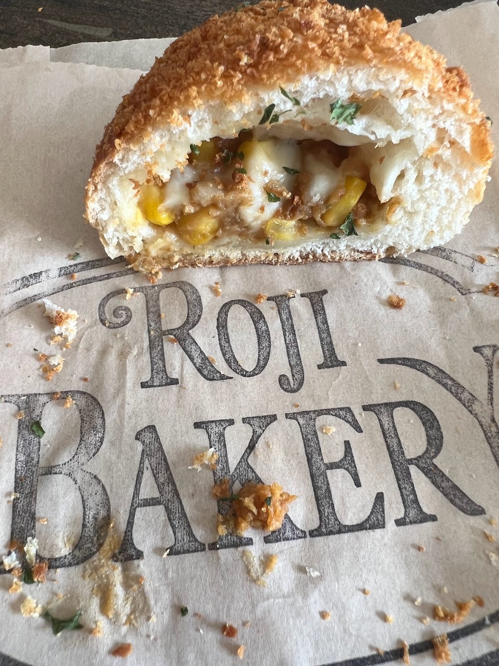 Roji Bakery | 807 S La Brea Ave, Los Angeles, CA 90036, USA | Phone: (323) 852-3311