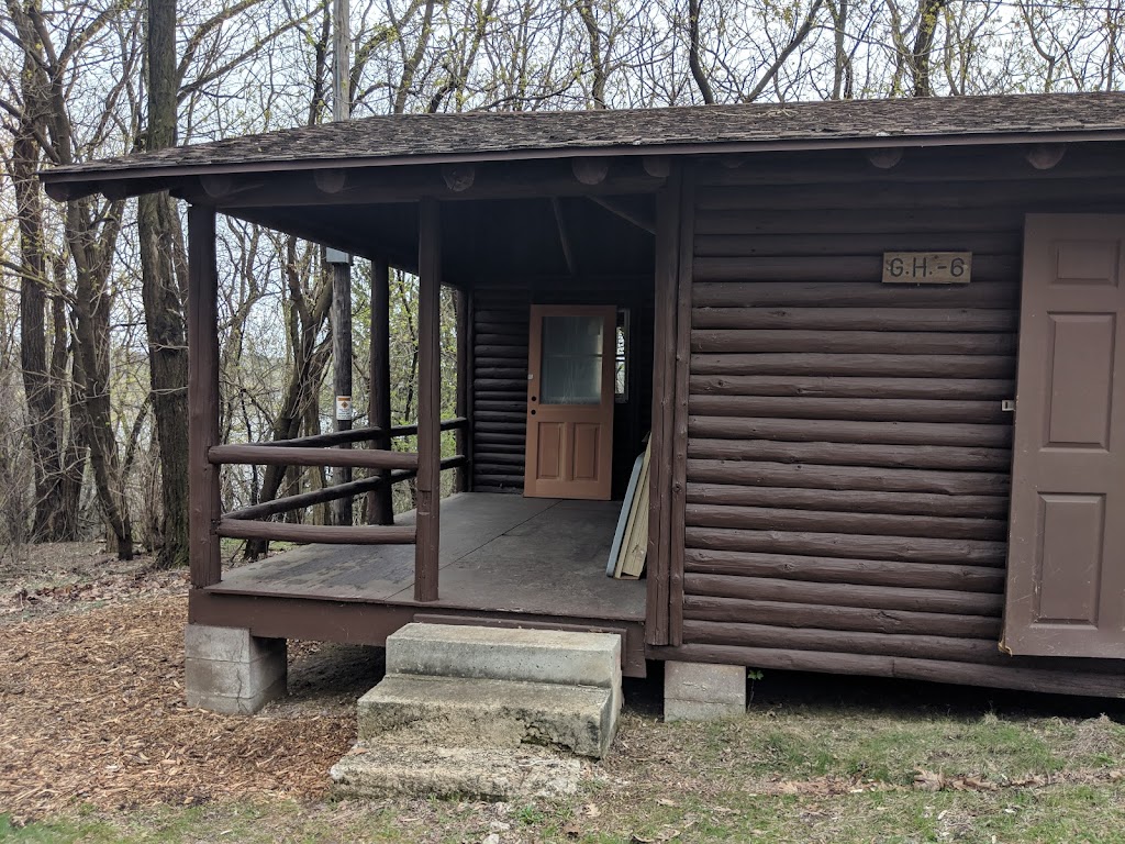 Glacier Hills Rustic Lakefront Cabins | 1664 Friess Lake Rd, Hubertus, WI 53033, USA | Phone: (262) 335-4445