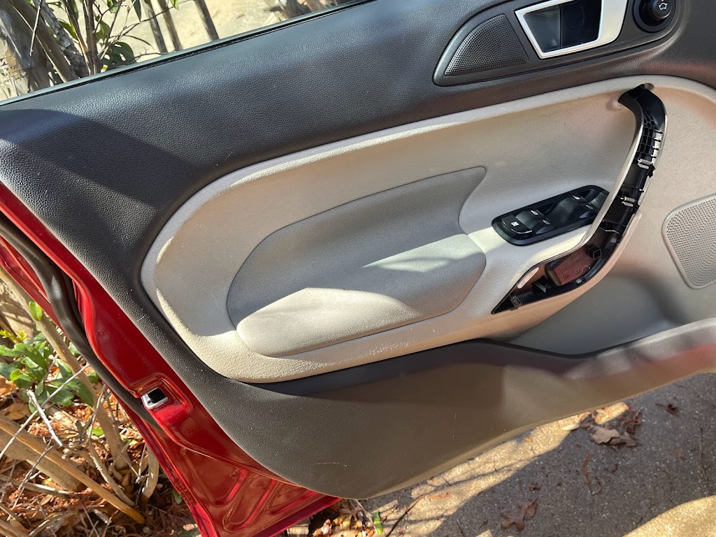 DFW MOBILE DETAILERS AND PRESSURE WASHERS | 5324 Manhassett Dr, Arlington, TX 76018, USA | Phone: (214) 809-2395