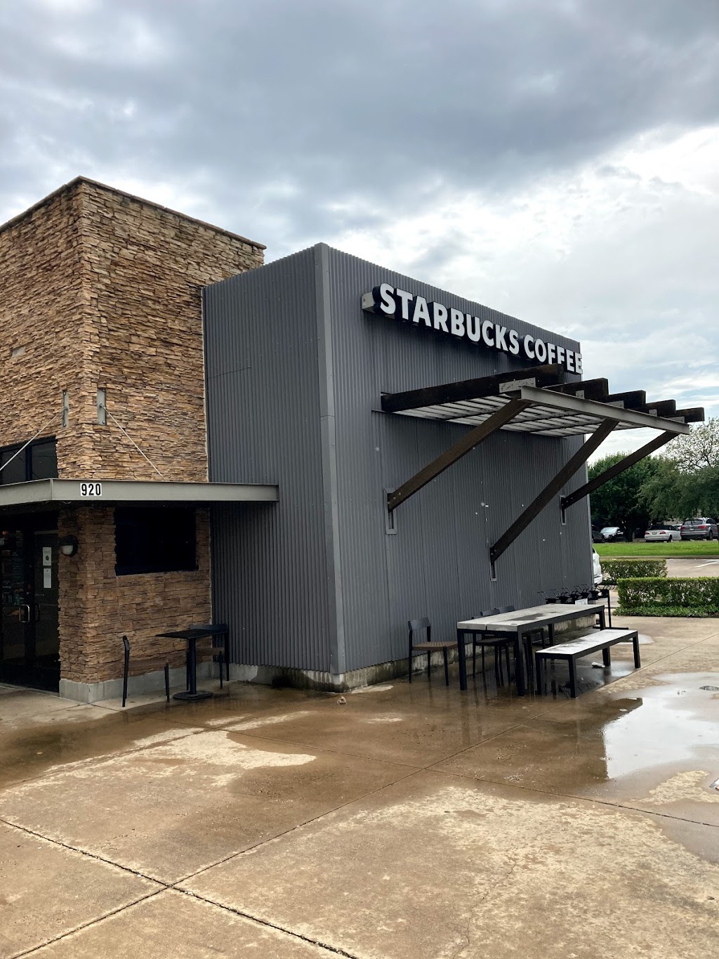 Starbucks | Station Corner, 920 E Northwest Hwy, Grapevine, TX 76051, USA | Phone: (817) 310-3528