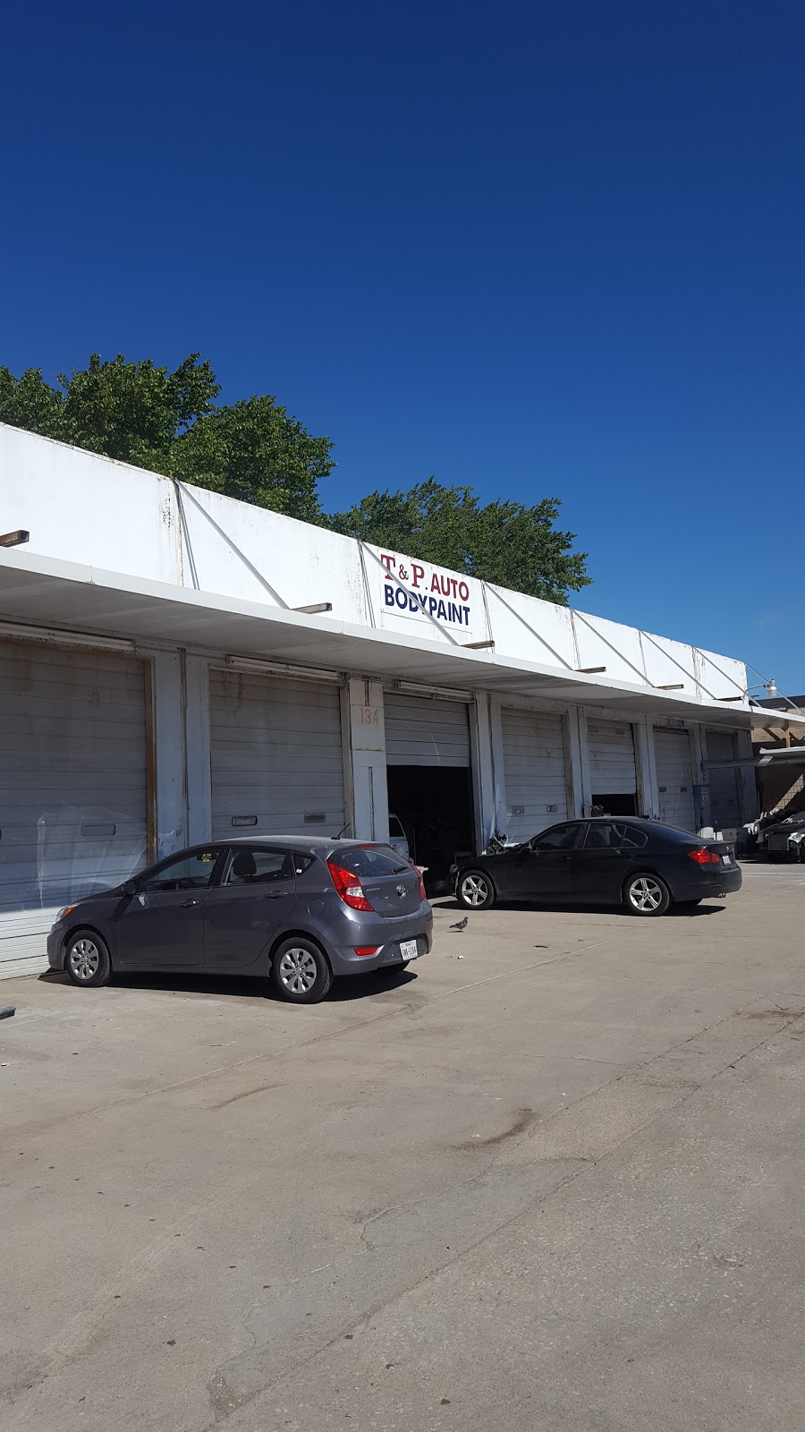 T & P Auto body & Paint | 134 Fairview St, Arlington, TX 76010, USA | Phone: (817) 861-1813