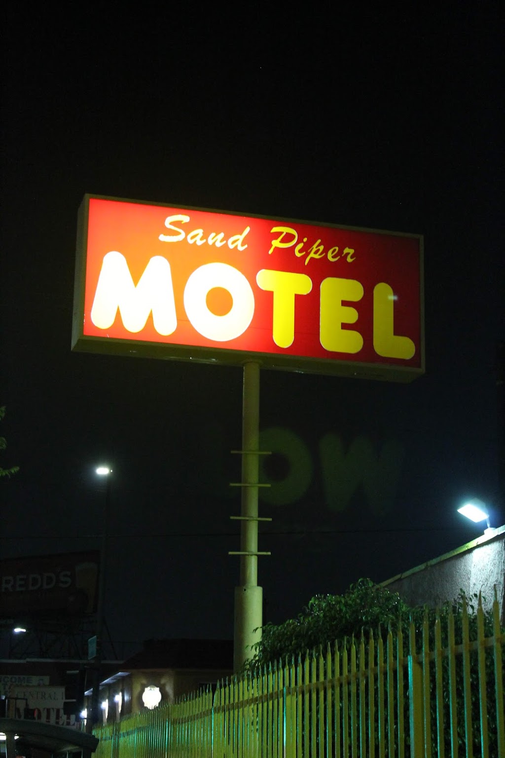 Sand Piper Motel | 4112 S Central Ave, Los Angeles, CA 90011, USA | Phone: (323) 231-0249