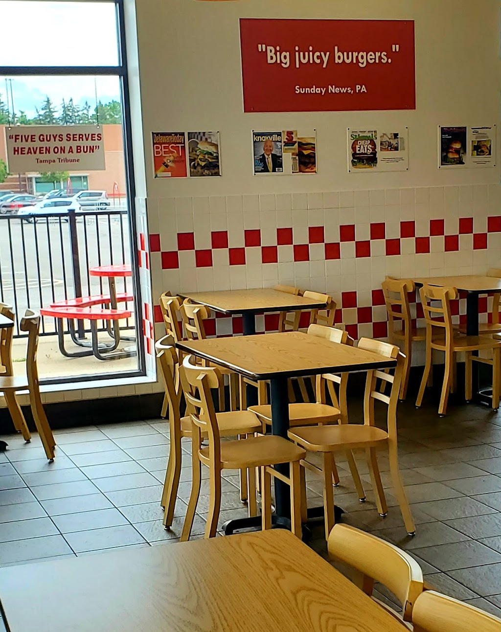 Five Guys | 4234 Veterans Memorial Dr, Batavia, NY 14020, USA | Phone: (585) 344-8400