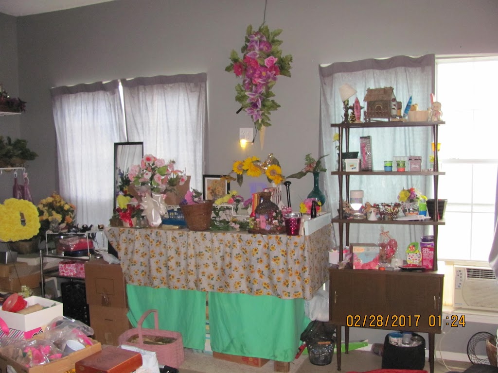 Lighted Silk Floral Designs | 10010 Shipptown Rd, Empire, AL 35063, USA | Phone: (205) 607-7327