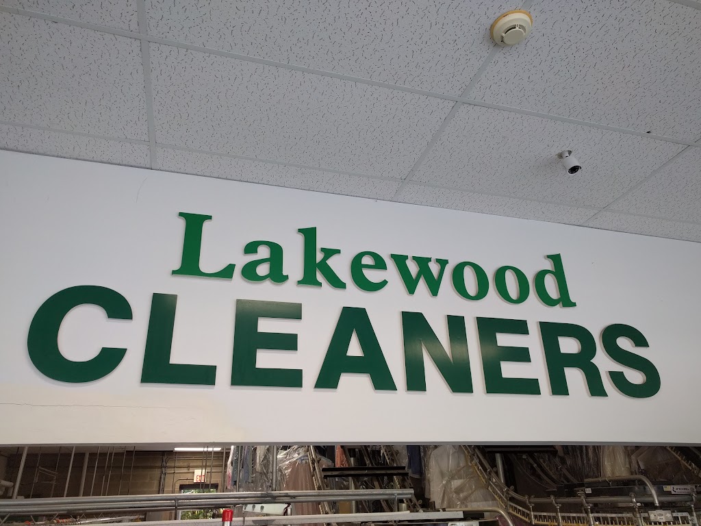 Lakewood Cleaners | 864 Sheridan Rd, Highwood, IL 60040, USA | Phone: (847) 266-1158