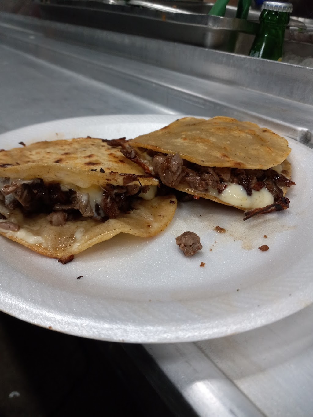 Los Tapatios lunch truck | 3300 Westminster Ave, Santa Ana, CA 92703, USA | Phone: (714) 740-9887