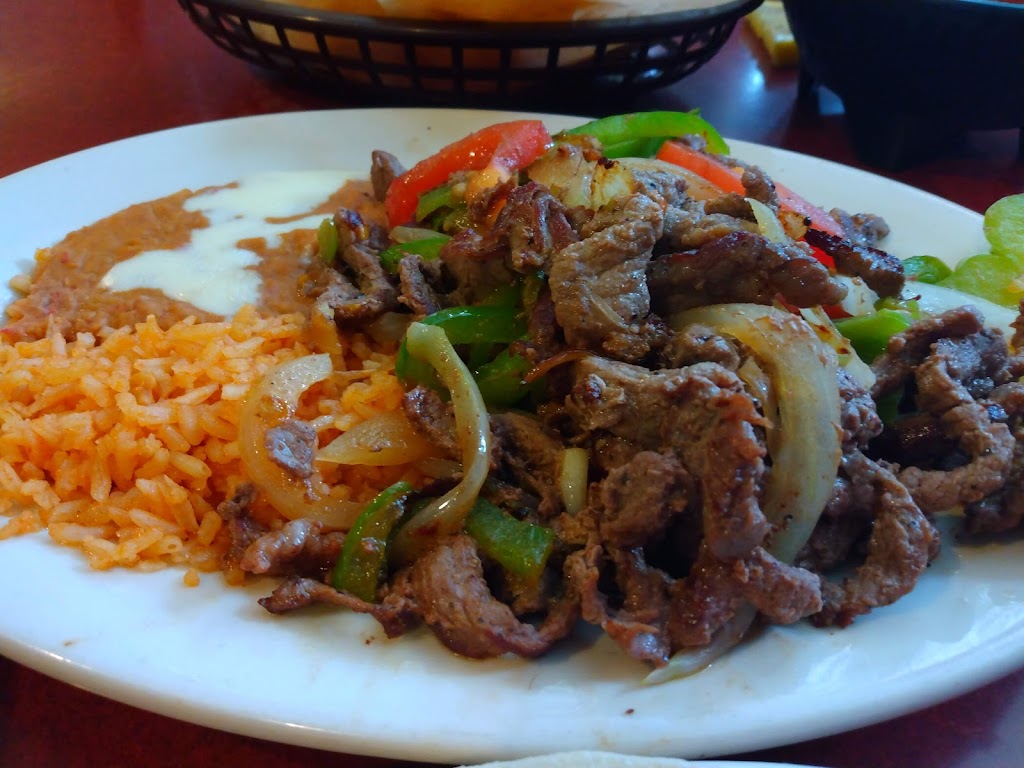 Acapulcos Lawrenceburg IN. Mexican Restaurant | 301 Margaret St, Lawrenceburg, IN 47025, USA | Phone: (812) 539-4112