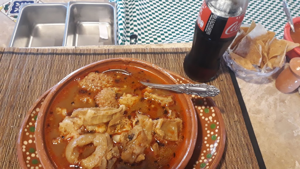 Menudo Y Cabeza De Res Doña Chuy | Corredor TIjuana-Roserito 2000 km. 21.5, 22014 Tijuana, B.C., Mexico | Phone: 664 181 2962