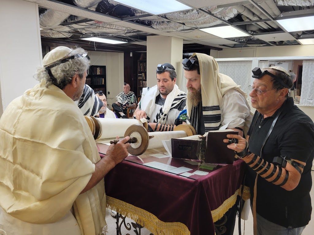 Chabad Jewish Center Mt Sinai Congregation | 250 Mount Vernon Place, Ground floor, Newark, NJ 07106, USA | Phone: (973) 432-1891