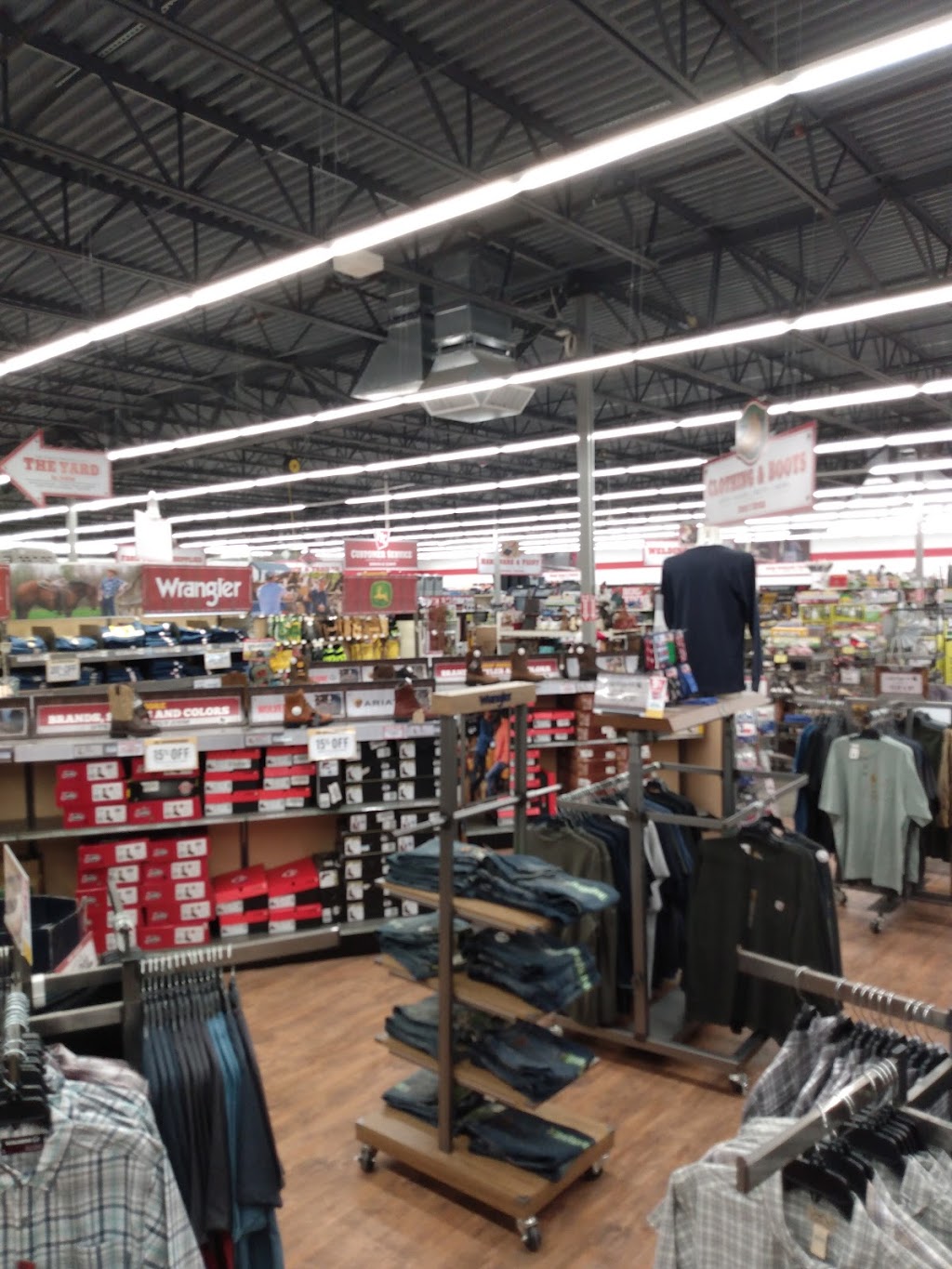 Tractor Supply Co. | 190 Crestview Ln, Seagoville, TX 75159, USA | Phone: (972) 287-4949