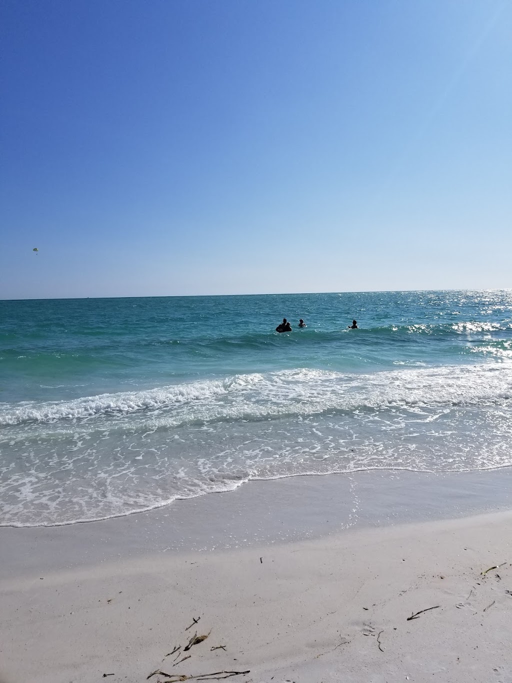 Siesta Sands On the Beach | 118 Beach Rd, Sarasota, FL 34242, USA | Phone: (941) 349-1929