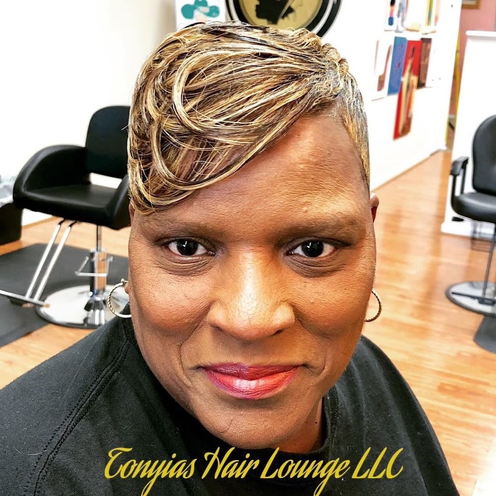 Tonyias Hair Lounge LLC | 3269 Brinkley Rd, Temple Hills, MD 20748, USA | Phone: (301) 237-7331