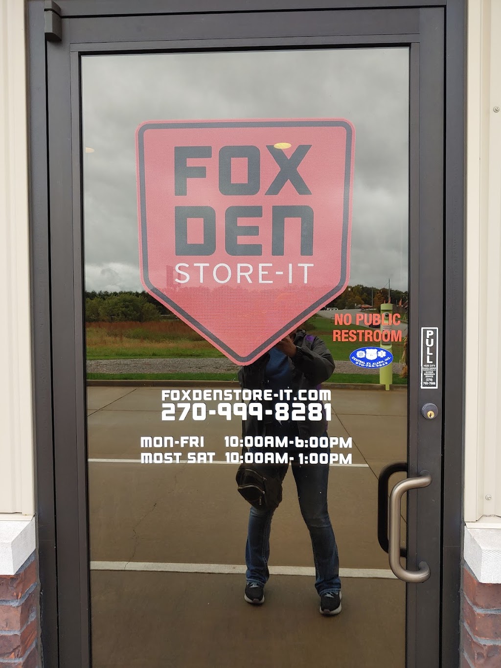 FOX DEN STORE-IT, LLC - Vine Grove / Fort Knox | 174 Vineland Pkwy Dr, Vine Grove, KY 40175, USA | Phone: (270) 999-8281