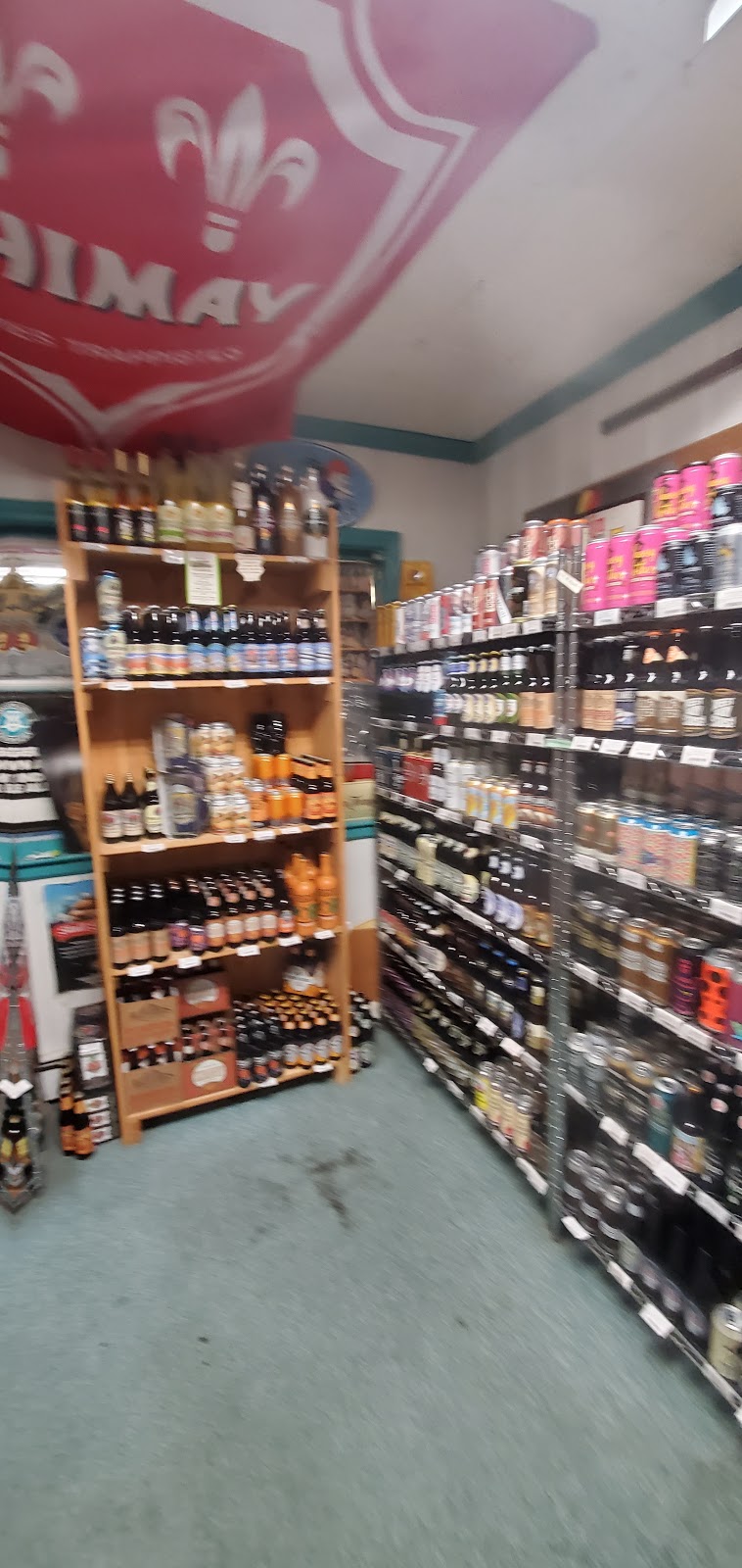 Bon Vivant Wine & Brew Smithfield | 1504 S Church St, Smithfield, VA 23430, USA | Phone: (757) 365-0932