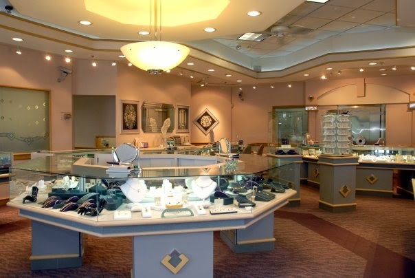 Glitters Fine Jewelry | 4250 W 119th St, Leawood, KS 66209, USA | Phone: (913) 661-0834