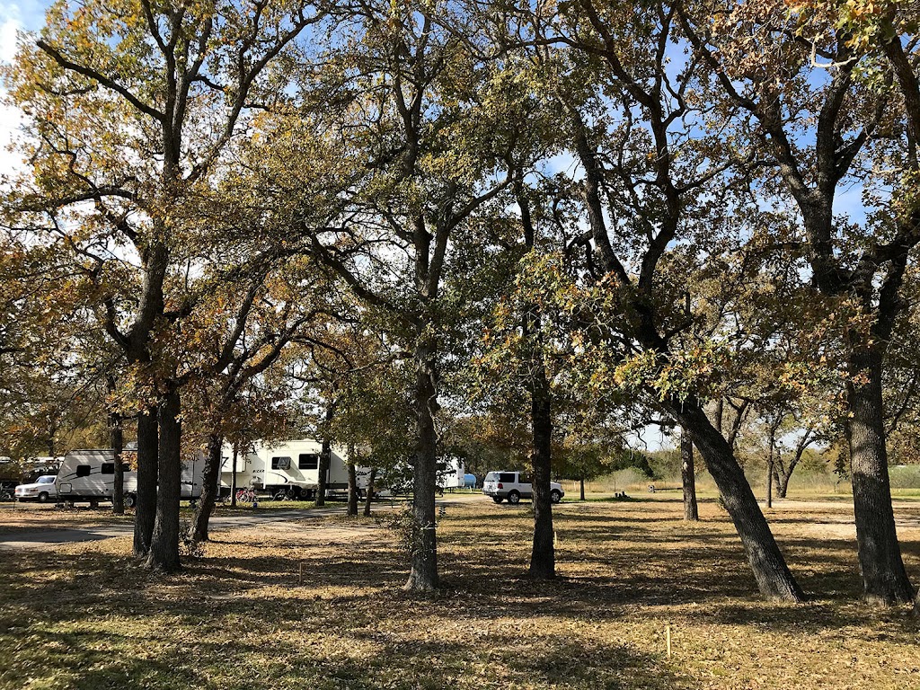 Cedar Valley RV Park | 1375 State Hwy 71 W, Bastrop, TX 78602, USA | Phone: (512) 964-1343