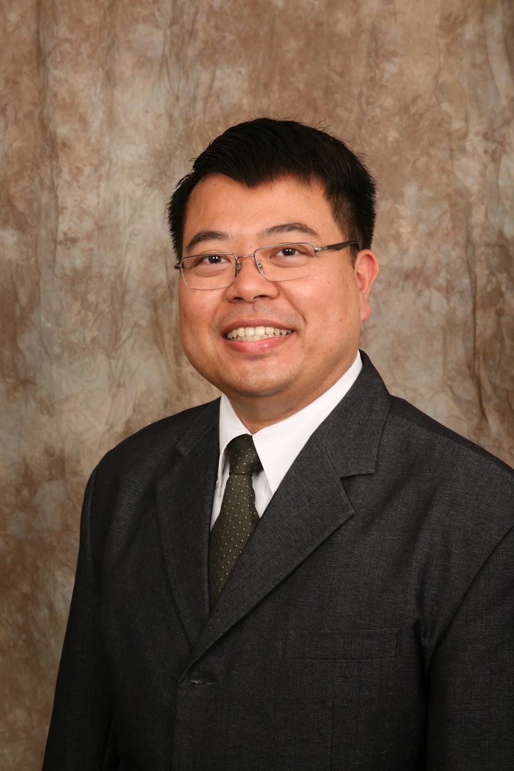 Dr. Andy Kusumo (Dentist) | 501 N Brookhurst St #100, Anaheim, CA 92801, USA | Phone: (714) 392-8283