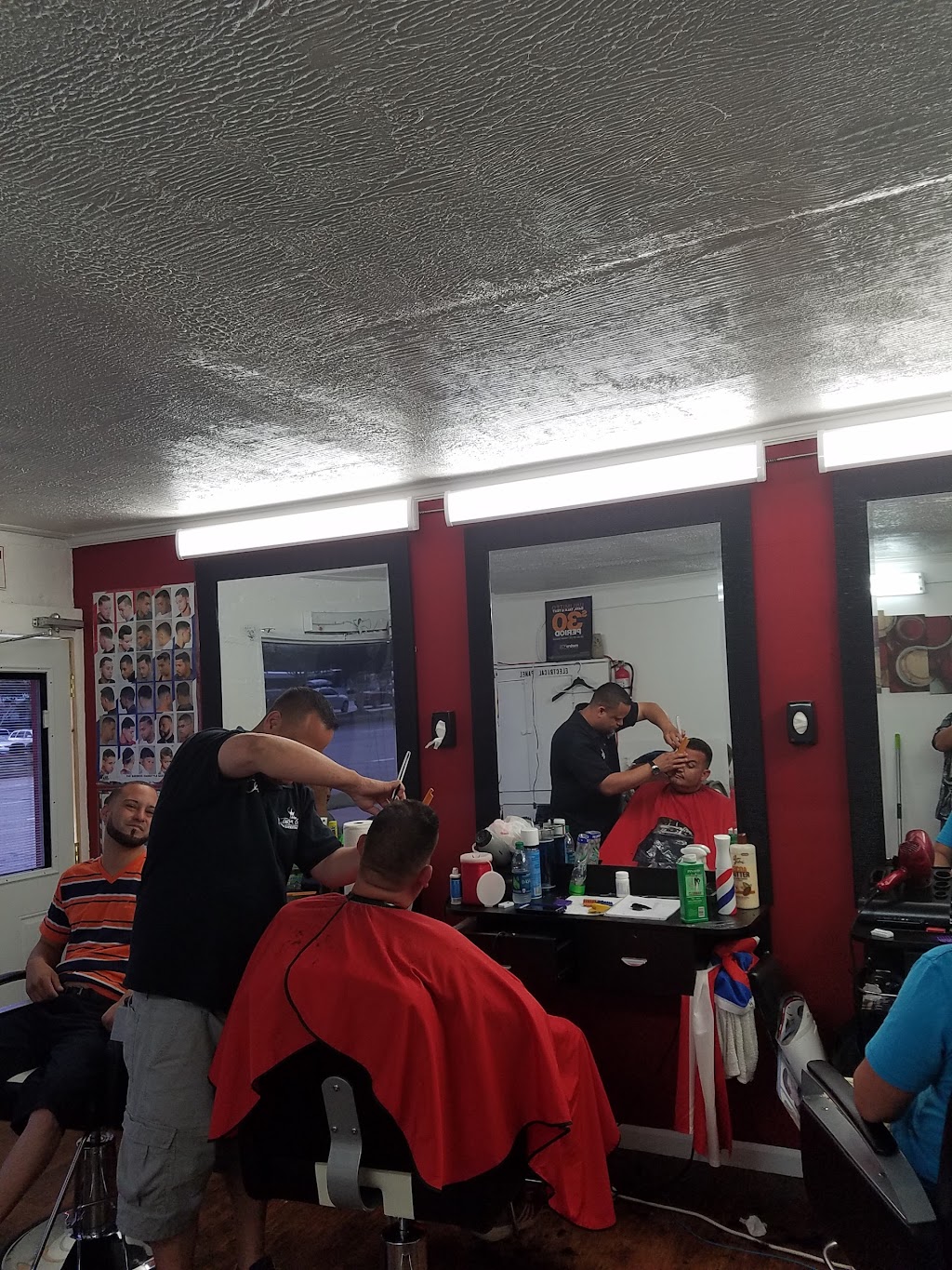 Moises Latin Cuts | 1141 Independence Blvd, Virginia Beach, VA 23455, USA | Phone: (757) 698-0524